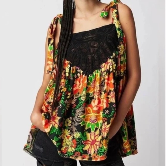 Free People Tops - NWOT Free People Bali Moroccan Flowers Tunic Size Medium Oversized